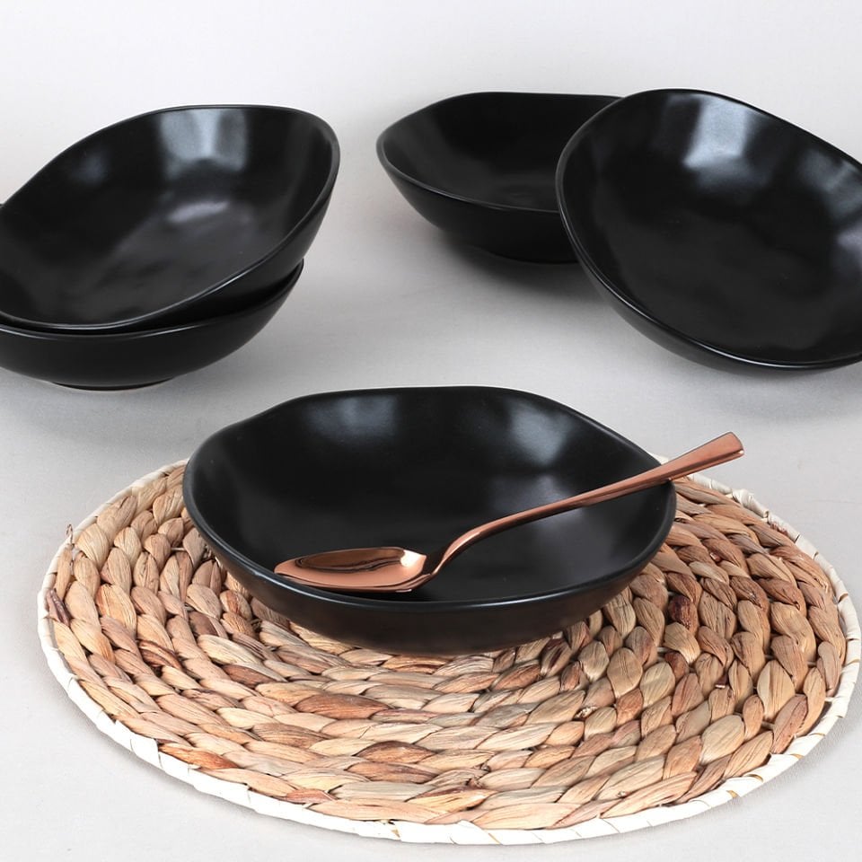 Siyah Organik Yemek Tabağı 20 Cm