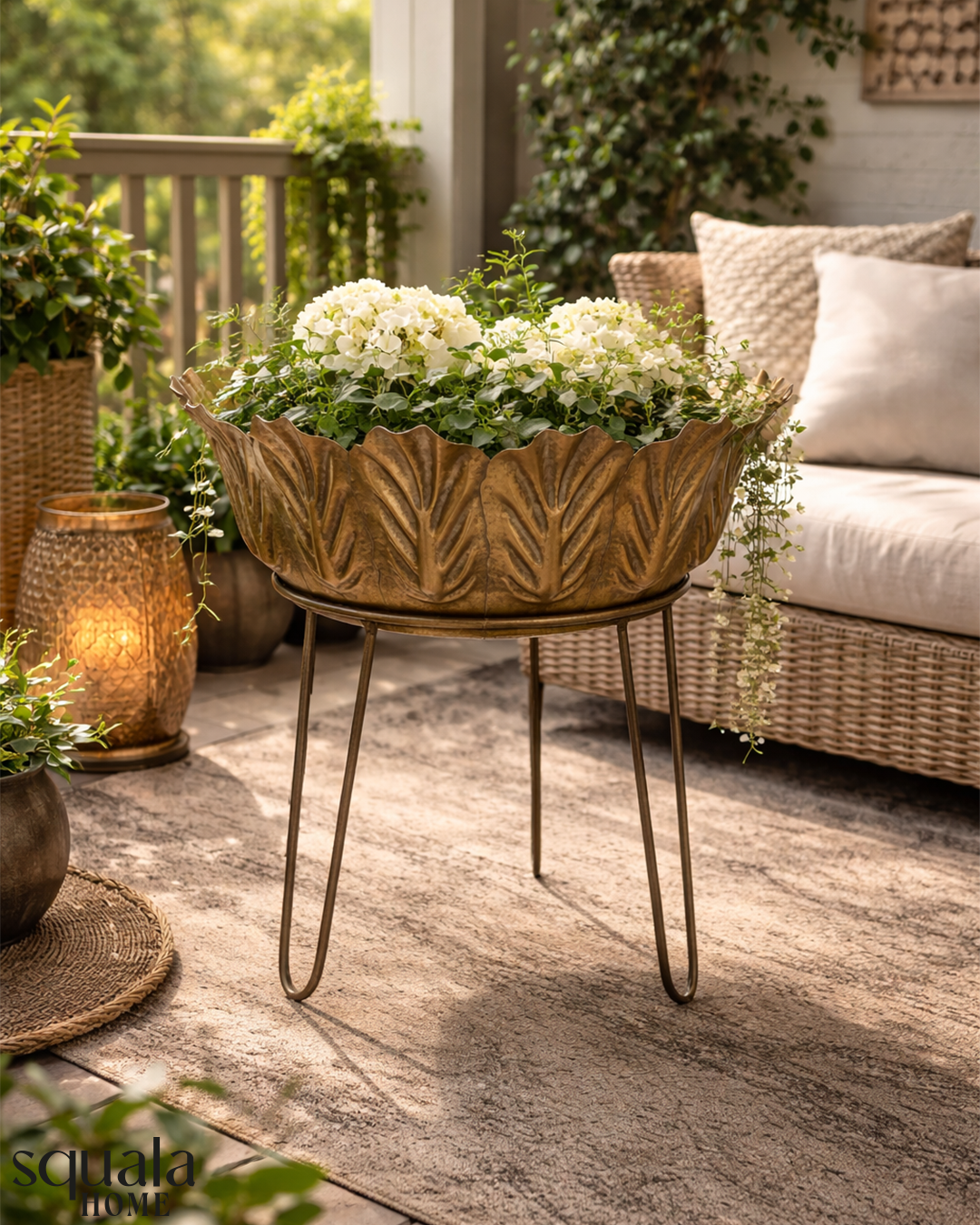 Ayaklı Vazo Orta Boy - MG39