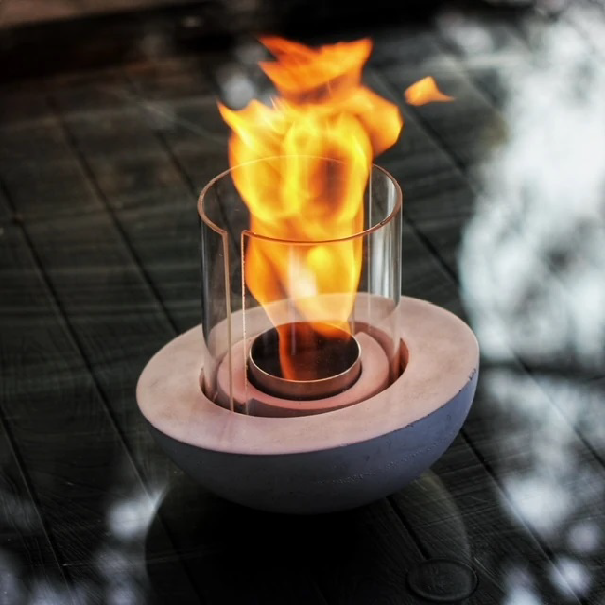 Camlı Beton Masa Şöminesi Twist Fire V.1 Mini