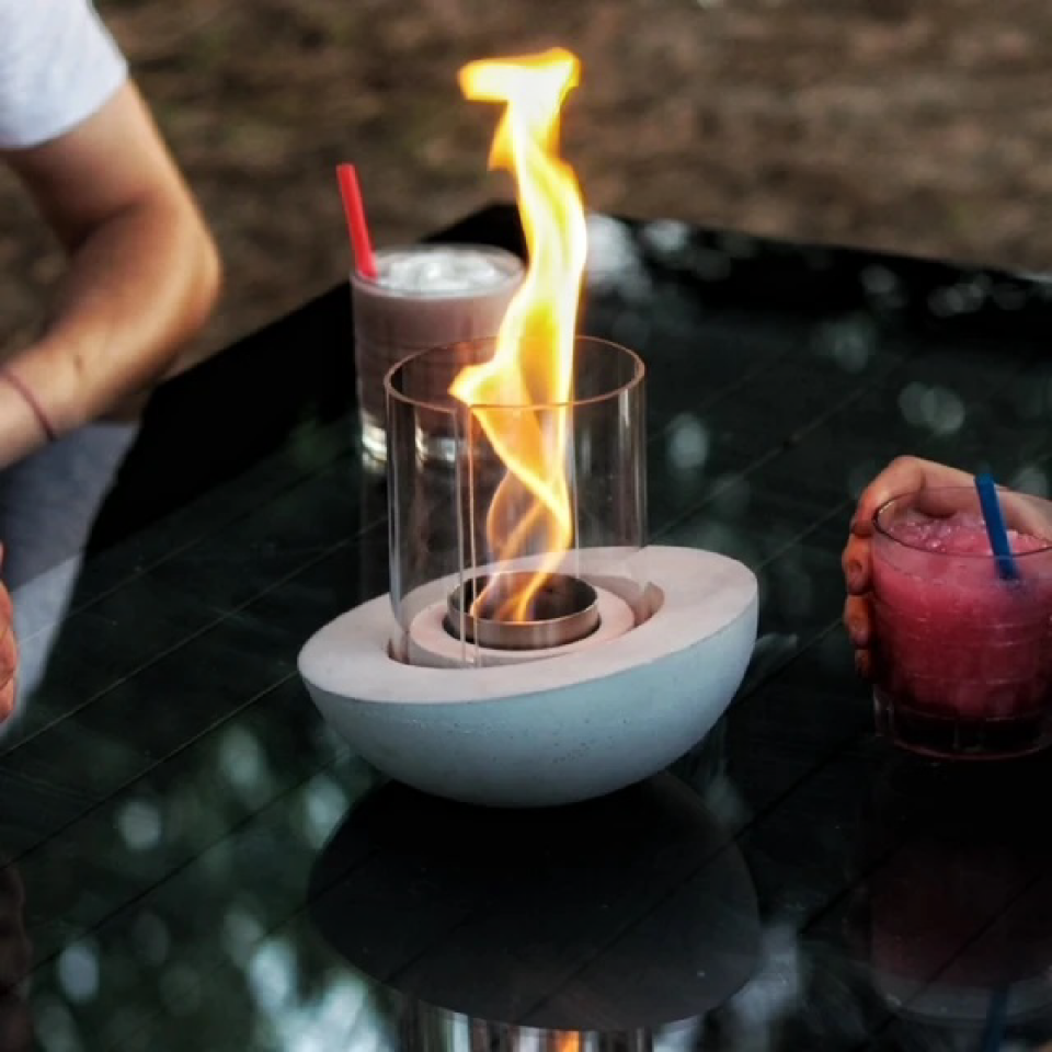 Camlı Beton Masa Şöminesi Twist Fire V.1 Mini