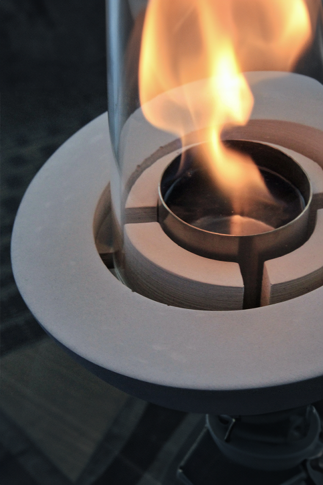 Camlı Beton Masa Şöminesi V.4